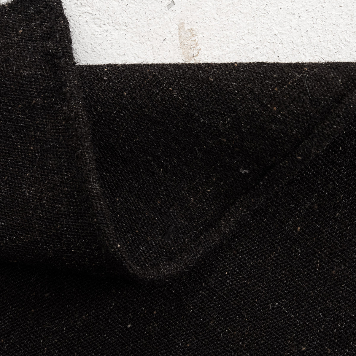6x8 Black Area Rug