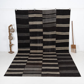 Nectarinia - Vintage Turkish Area Rug