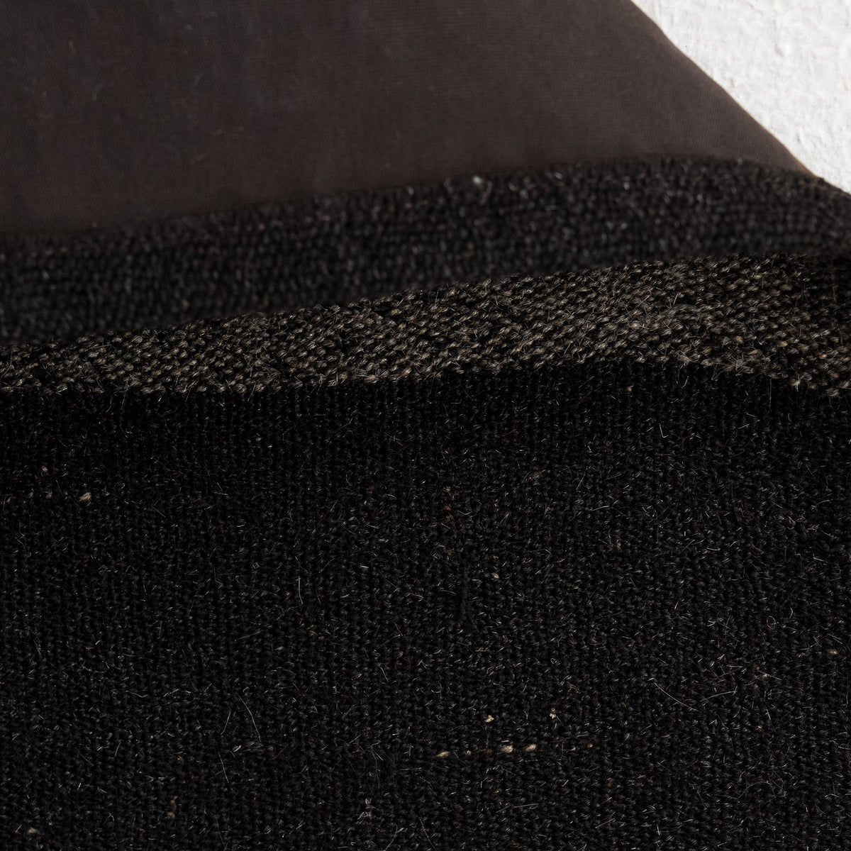 6x8 Black Area Rug