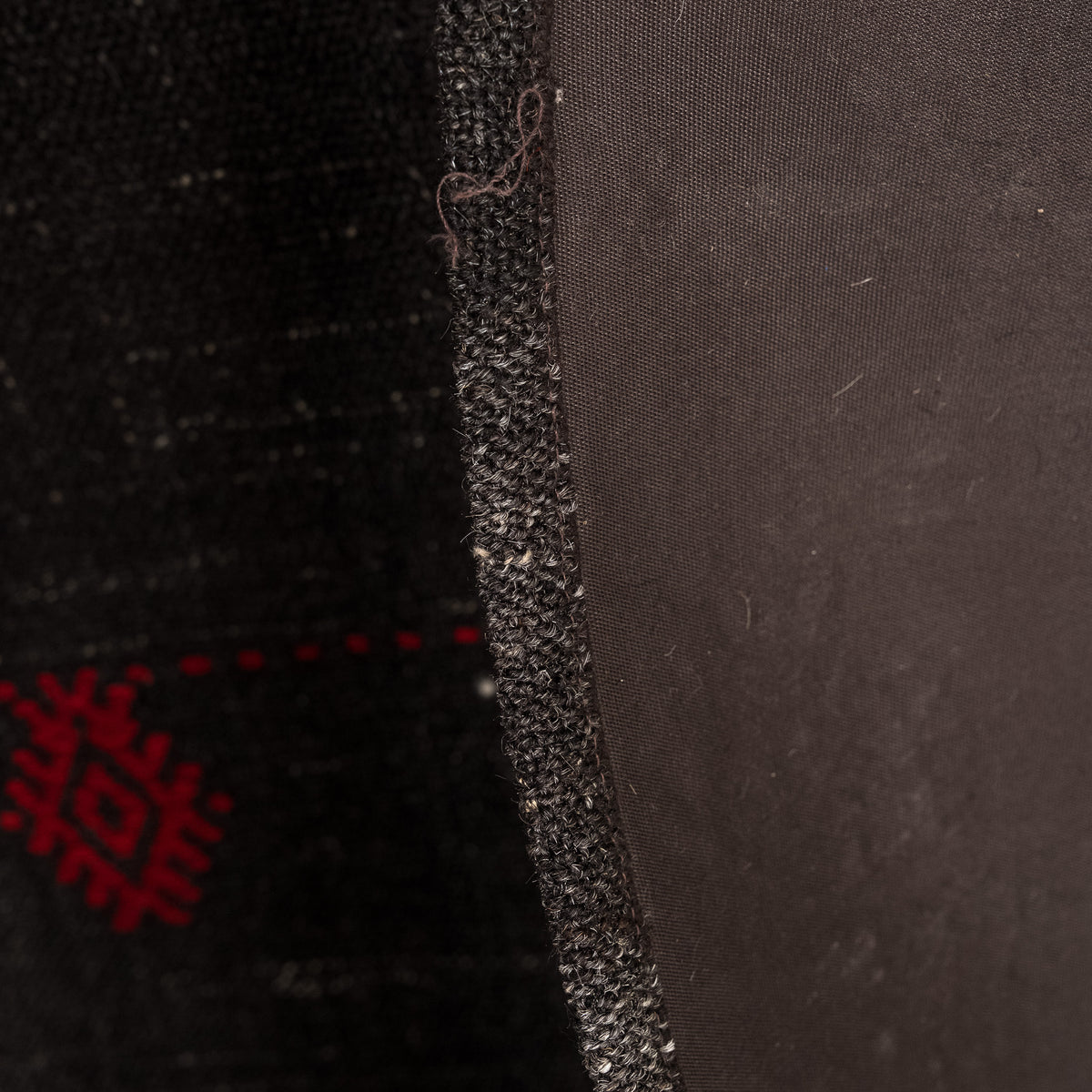 4x7 Black Area Rug