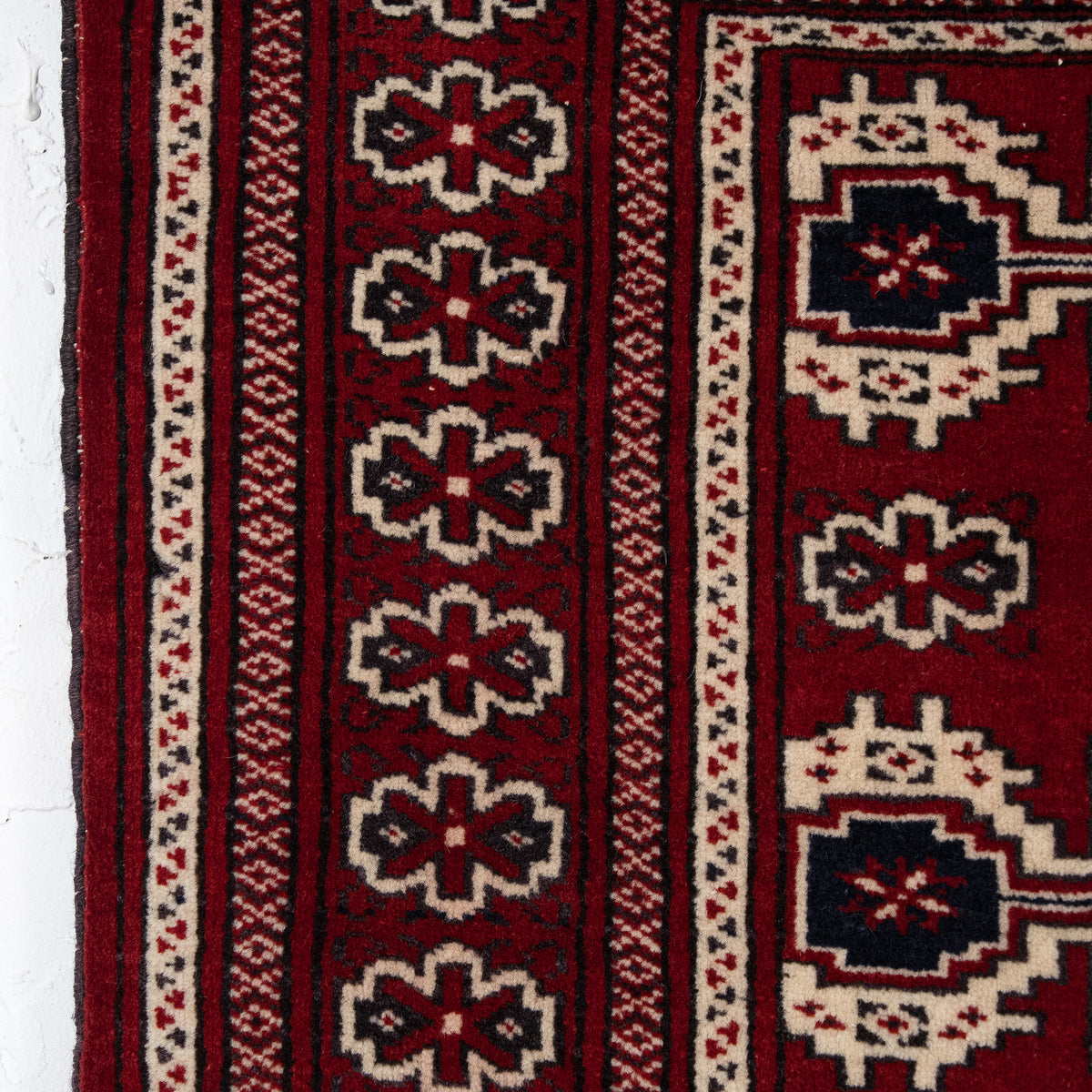 Olona - Vintage Persian Small Rug