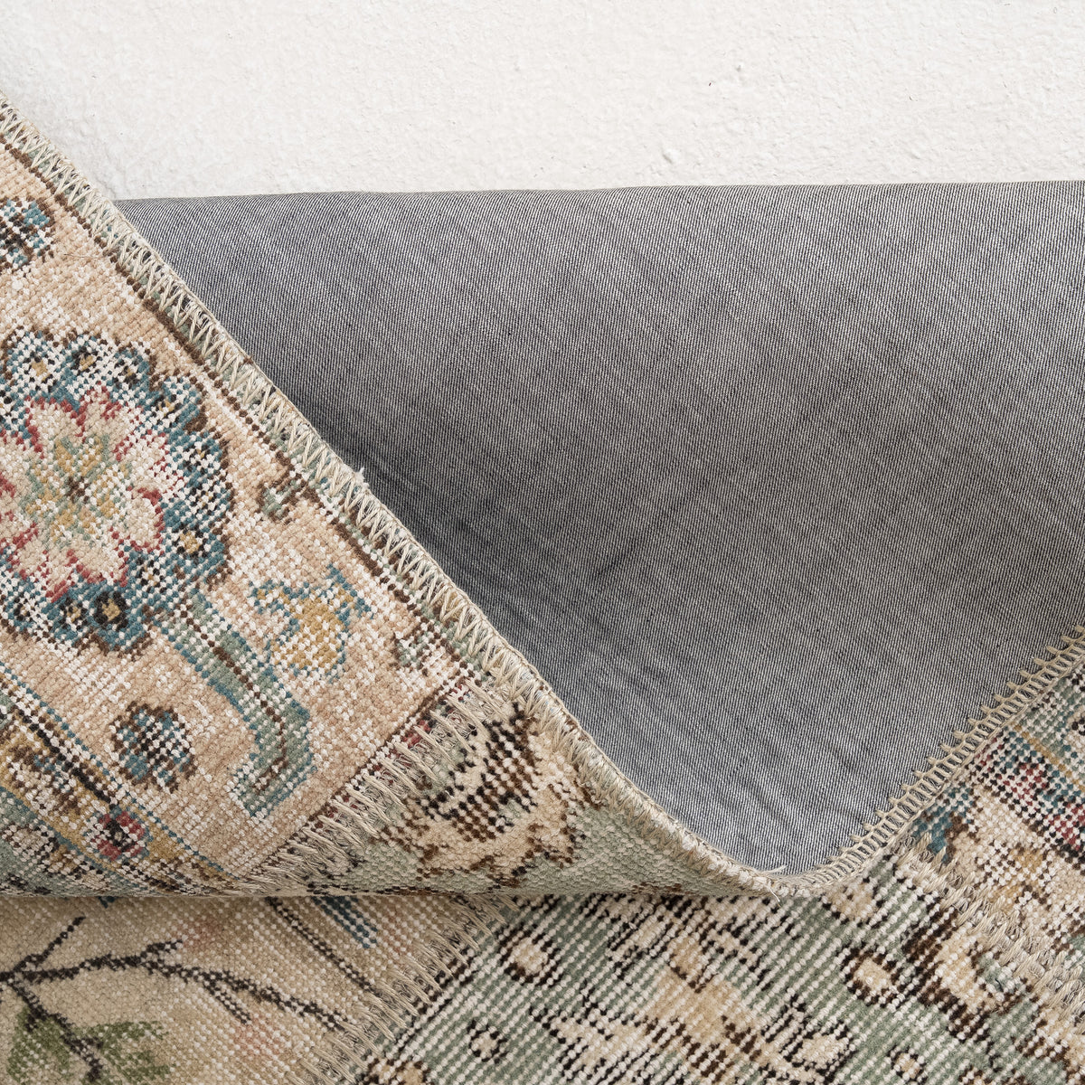 8x10 Beige Area Rug
