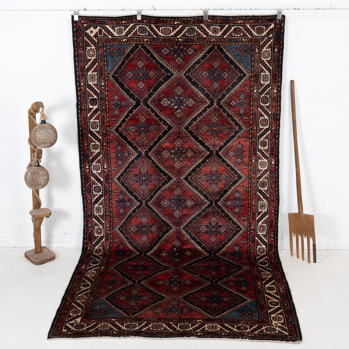 Penelopinia - Vintage Persian Area Rug