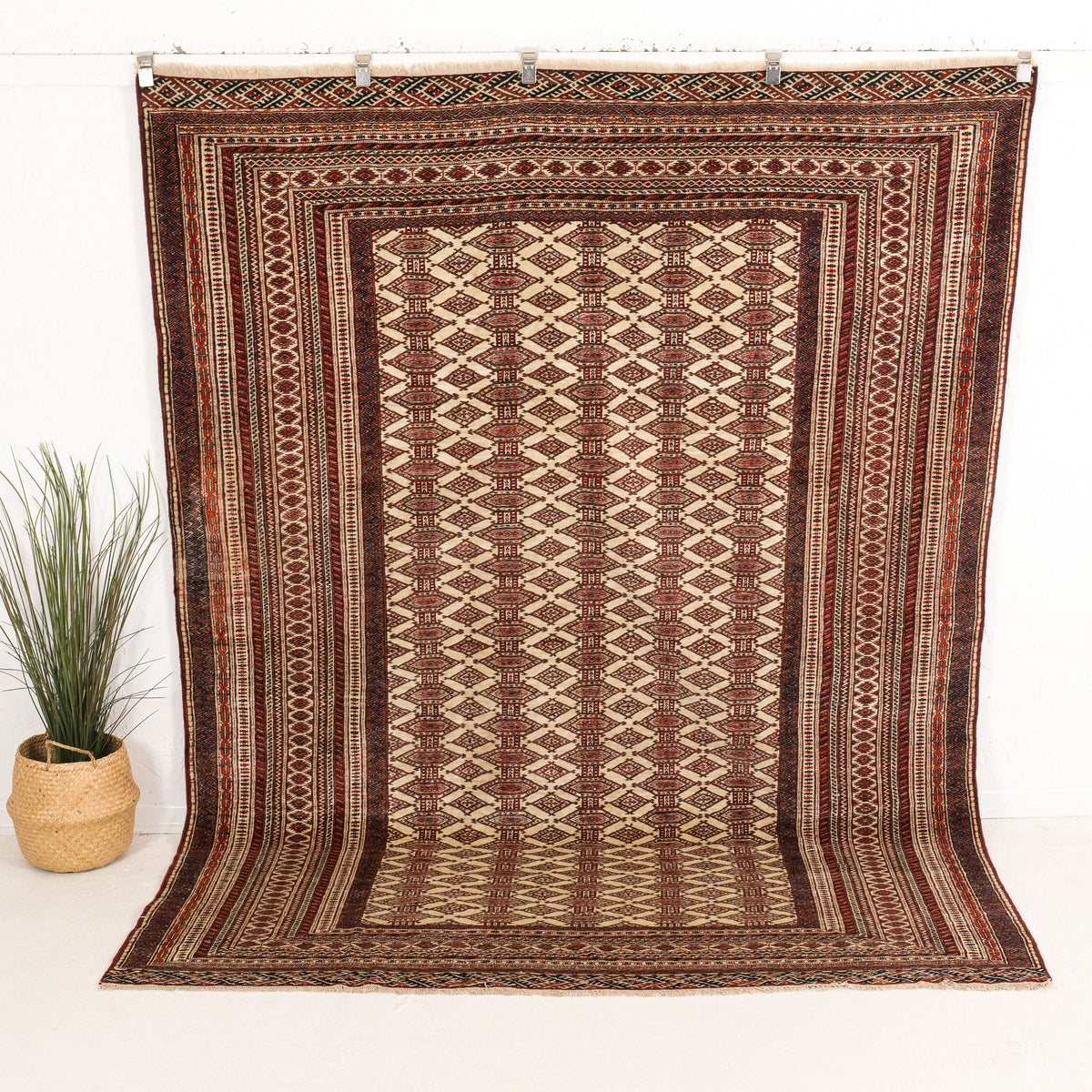 Nikoletina - Vintage Persian Area Rug