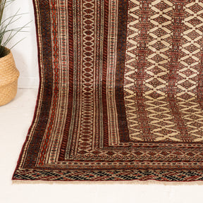 7x9 Persian Rug