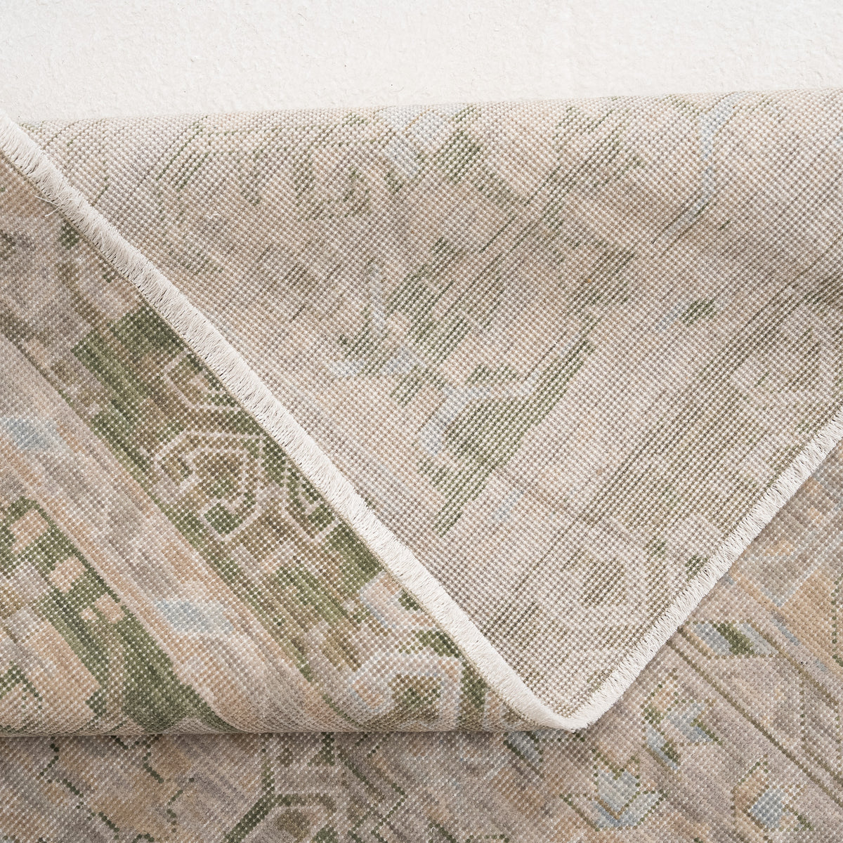 9x11 Beige Area Rug