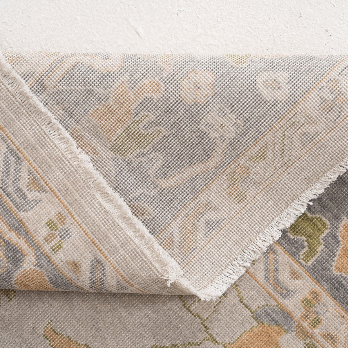 8x10 Beige Area Rug