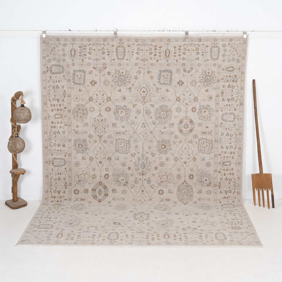 Xenoris - Turkish Area Rug