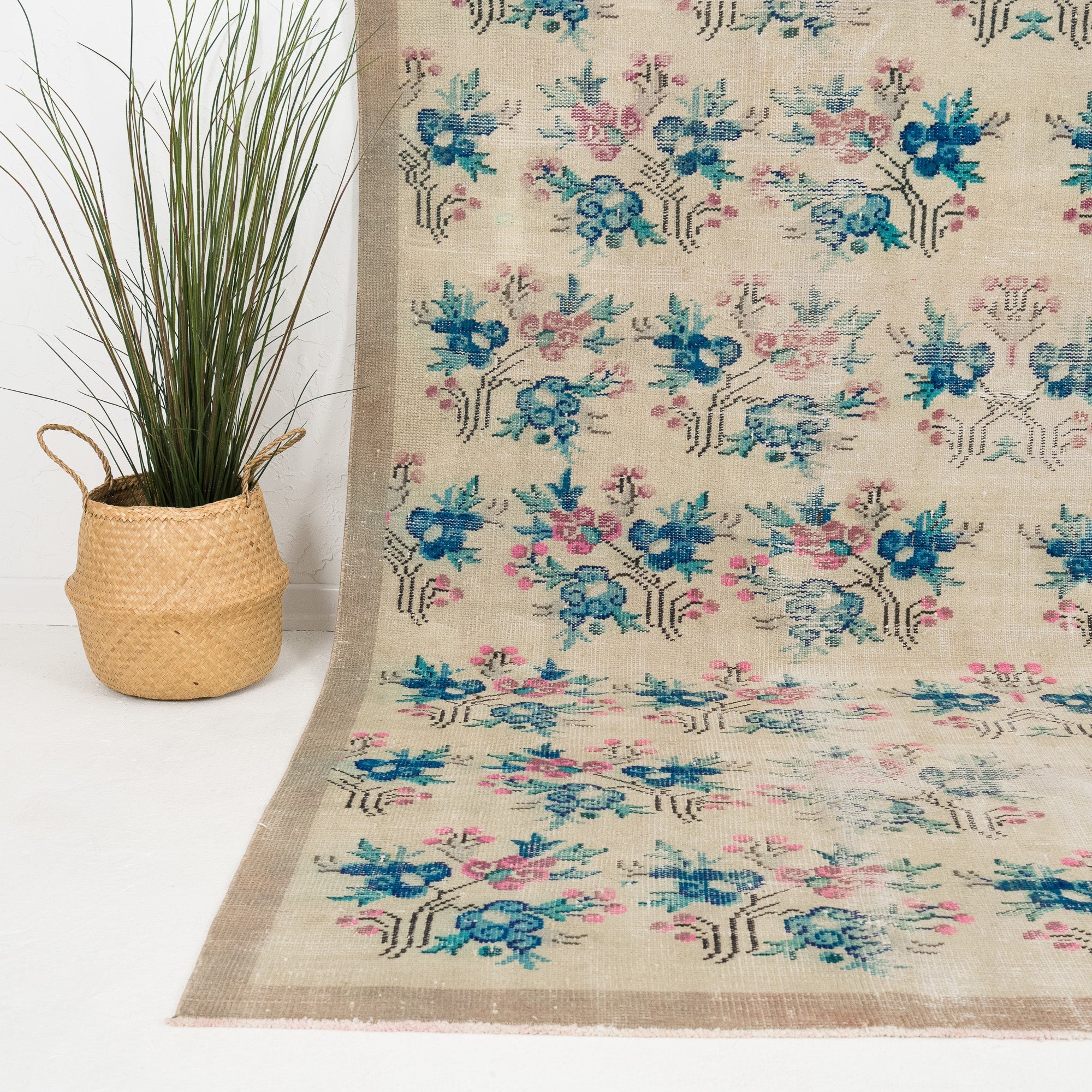 Norevia - Vintage Turkish Area Rug