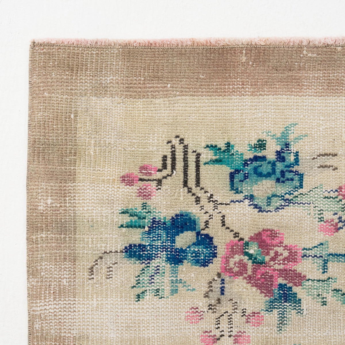 Norevia - Vintage Turkish Area Rug