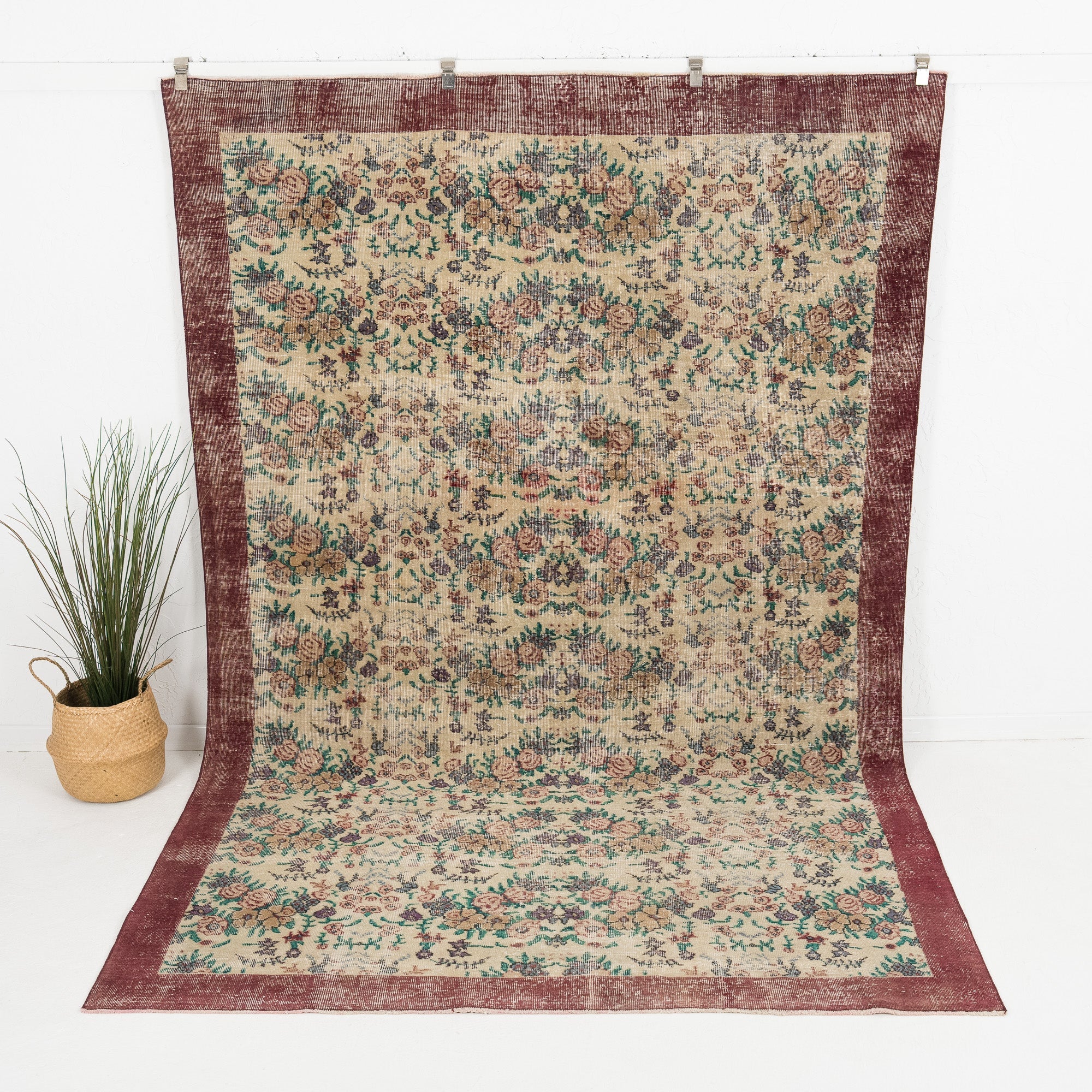 Cyralea - Vintage Turkish Area Rug