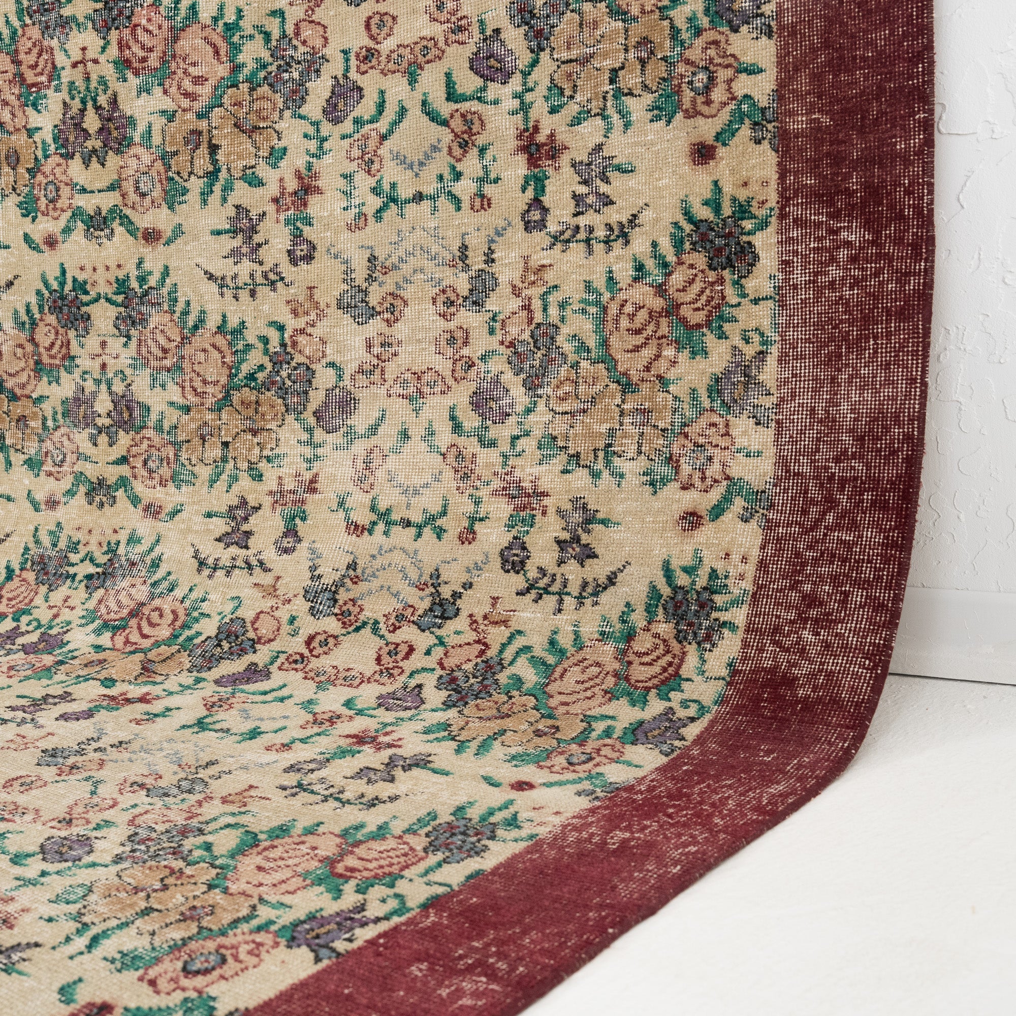 Cyralea - Vintage Turkish Area Rug