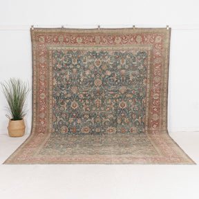 Arelara - Vintage Persian Area Rug