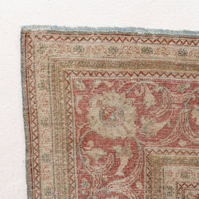 Arelara - Vintage Persian Area Rug