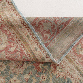 Arelara - Vintage Persian Area Rug