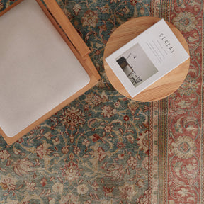 Arelara - Vintage Persian Area Rug