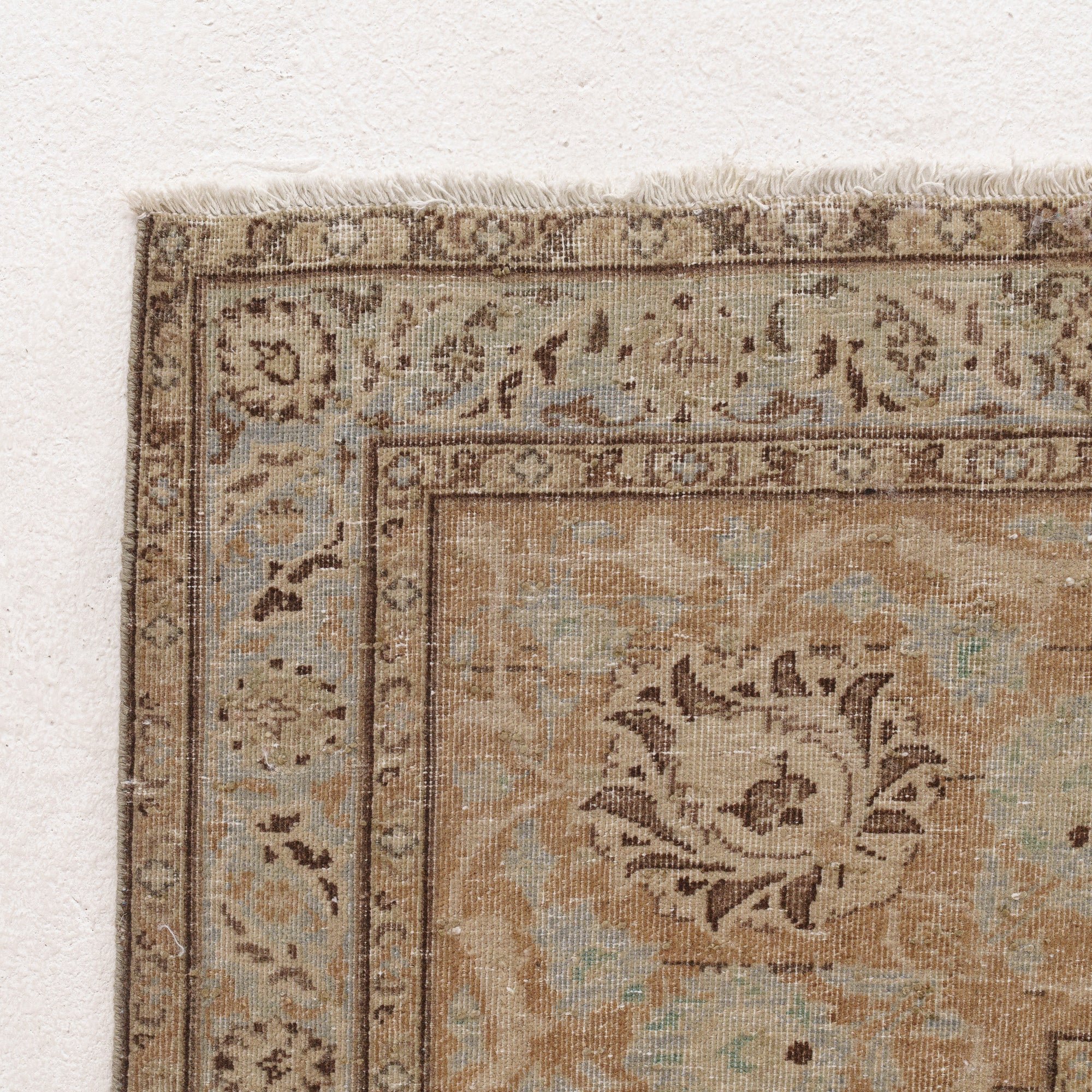 Arelella - Vintage Persian Area Rug