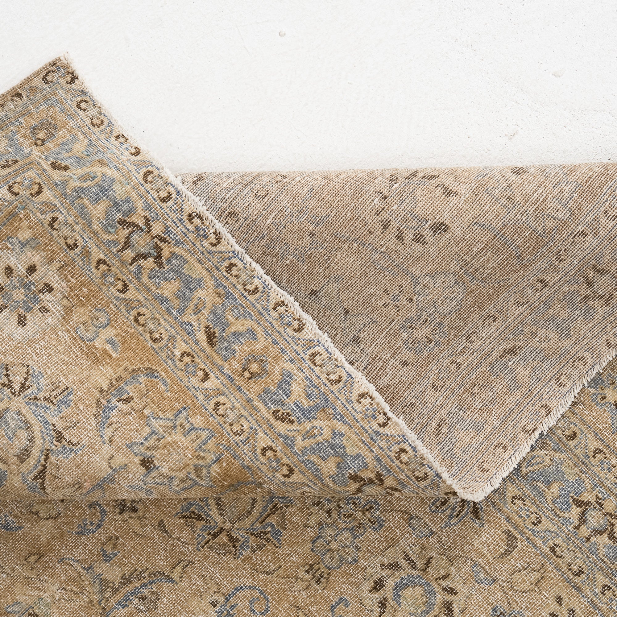 Aeralise - Vintage Persian Area Rug