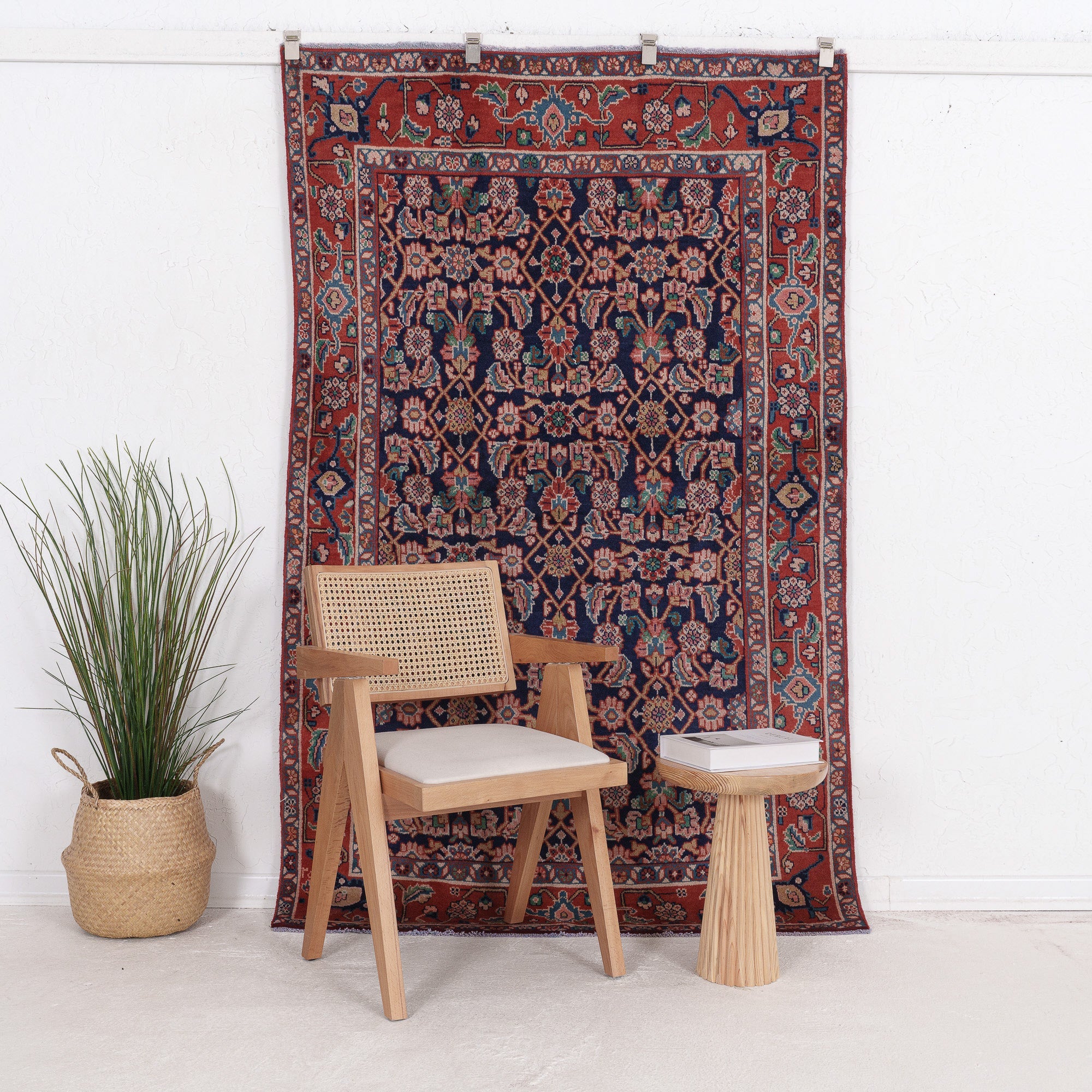 Laerisis - Vintage Persian Small Rug