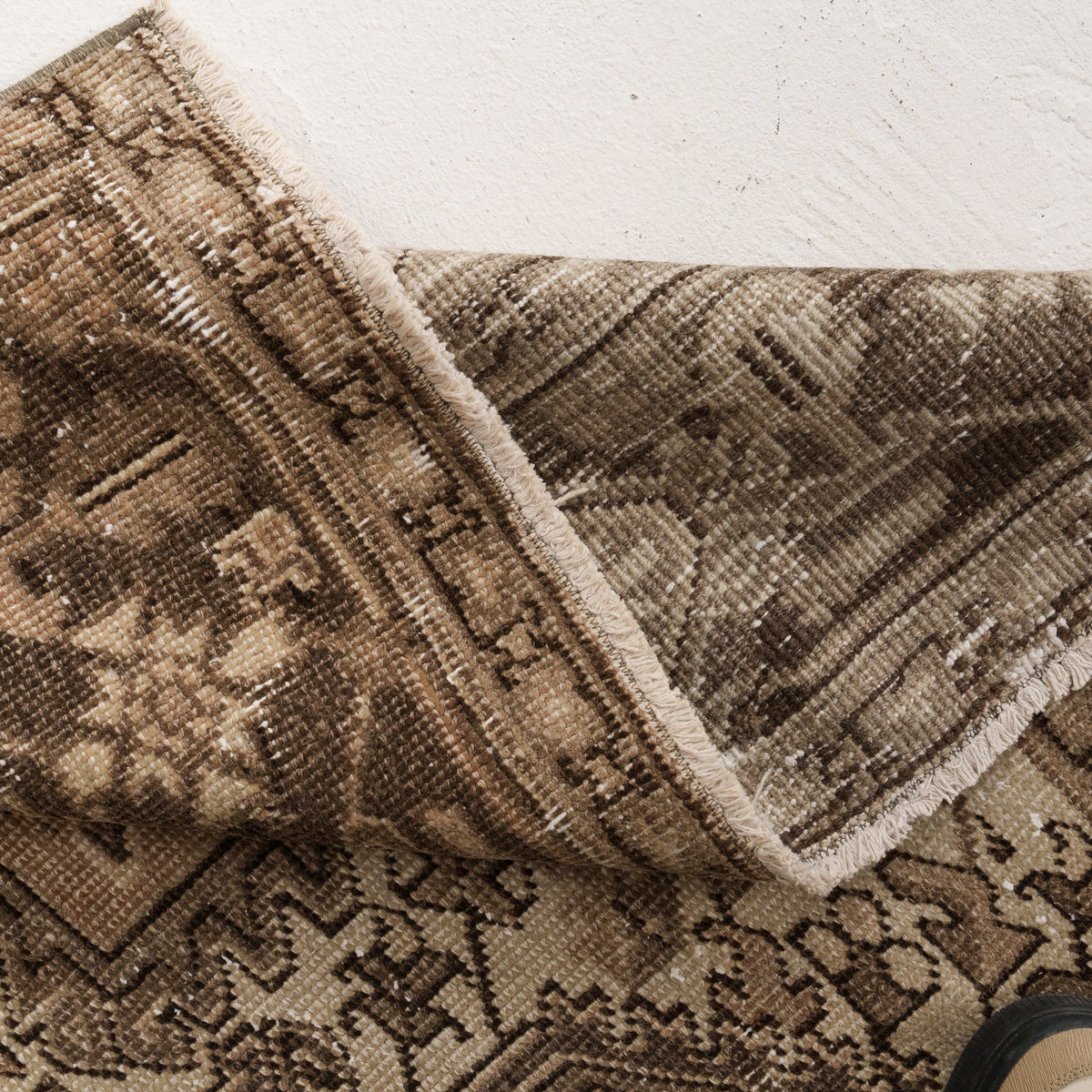 Heriz Beige Area Rug