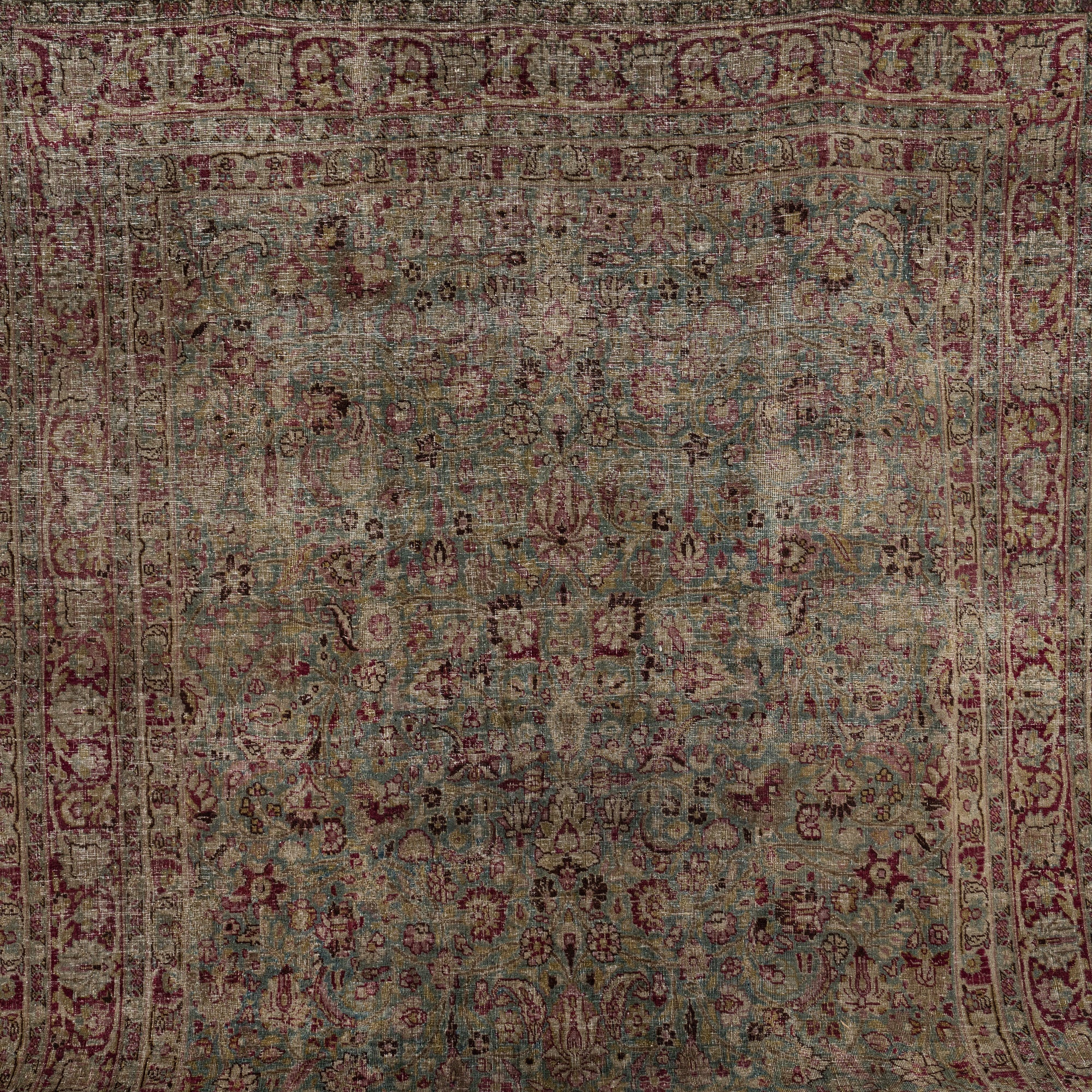Vivessa - Elegant Living Room Rug, Antique Charm