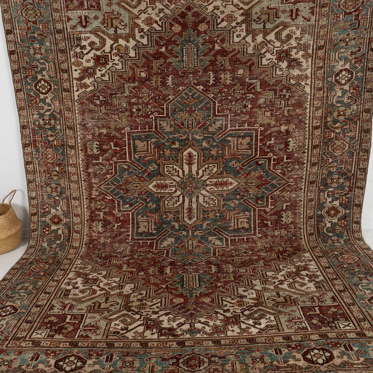 Odelisa - Vintage Persian Area Rug