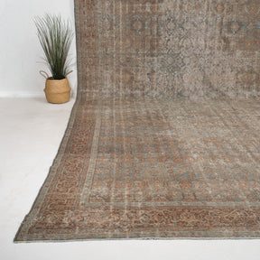 Moriselle - Vintage Persian Area Rug