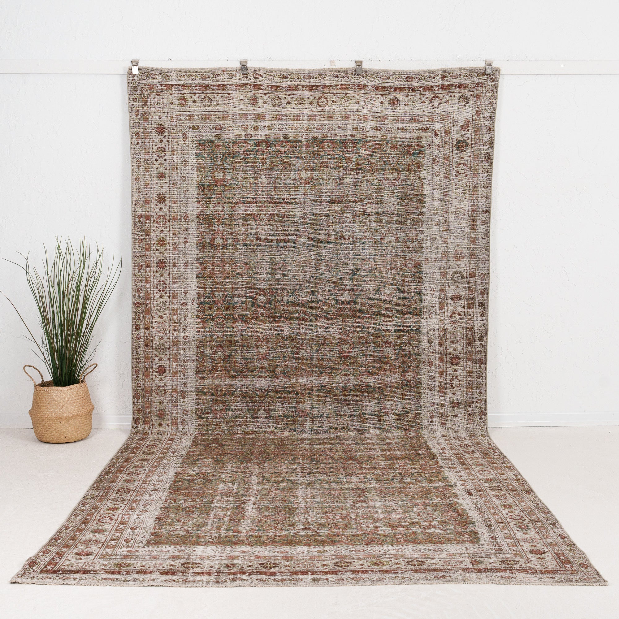 Serivelle - Vintage Persian Area Rug