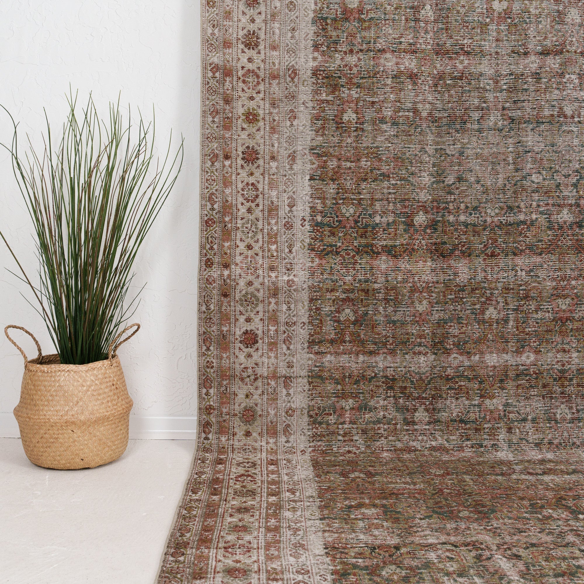 Serivelle - Vintage Persian Area Rug