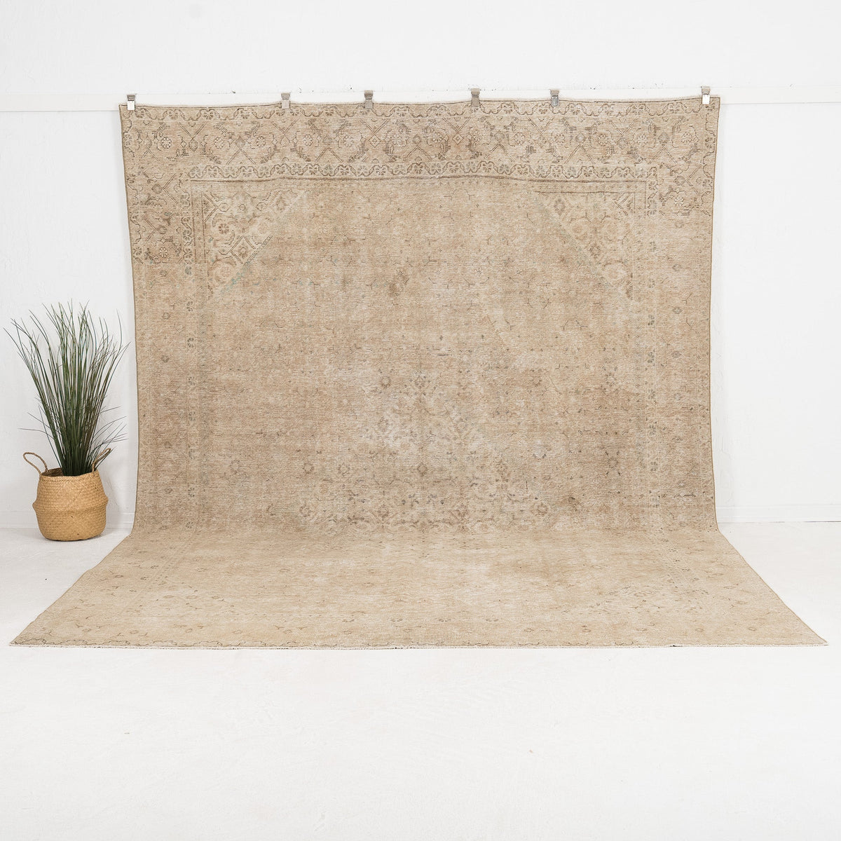 Merivyn - Vintage Persian Area Rug