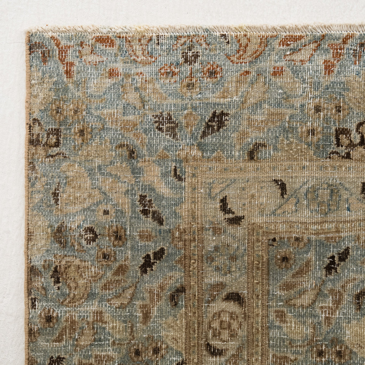Telivra - Vintage Persian Area Rug
