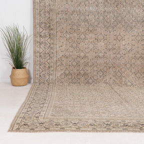 Belanaria - Vintage Persian Area Rug