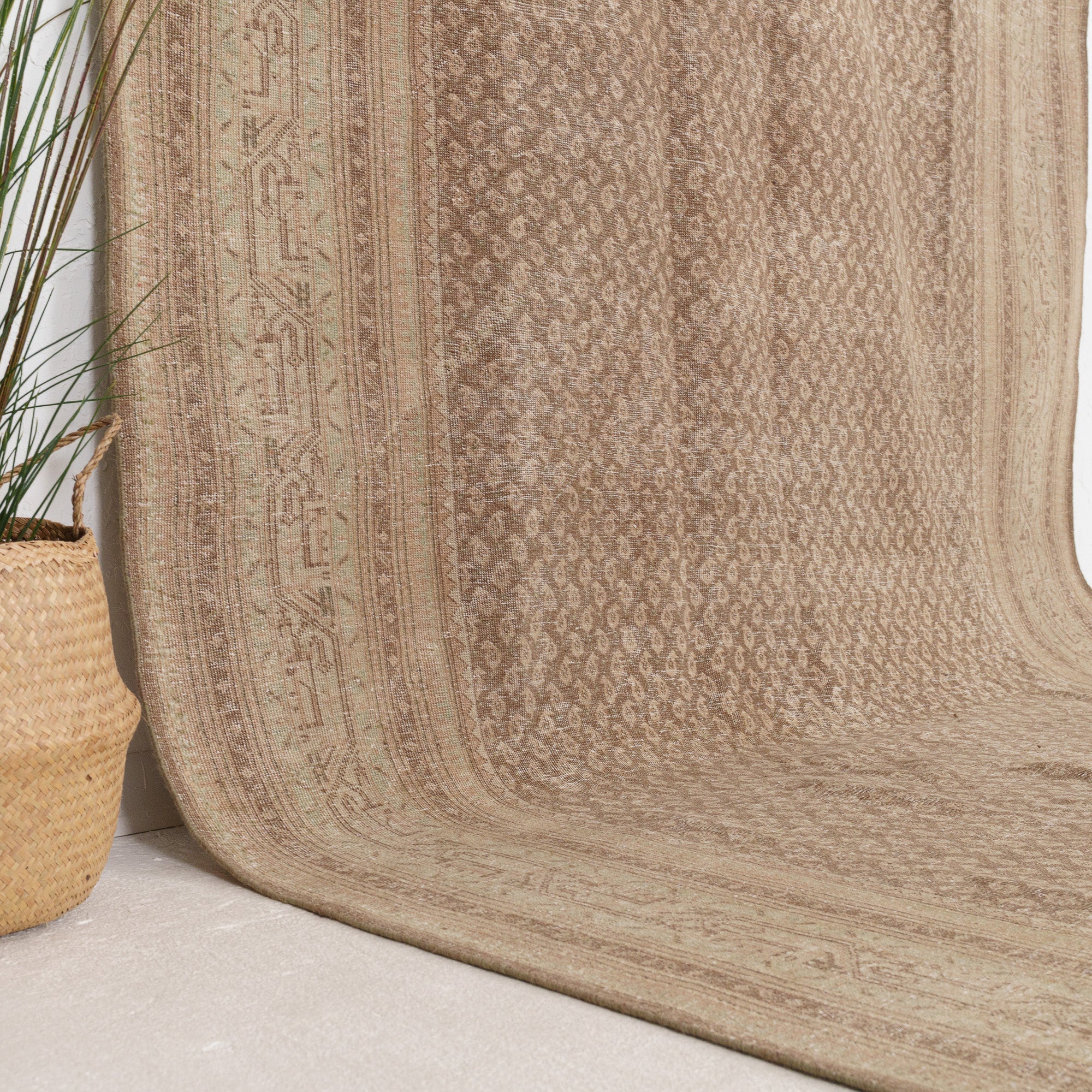 Arelin - Vintage Persian Area Rug