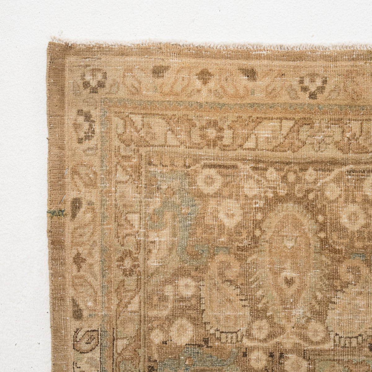Vionellea - Vintage Persian Area Rug