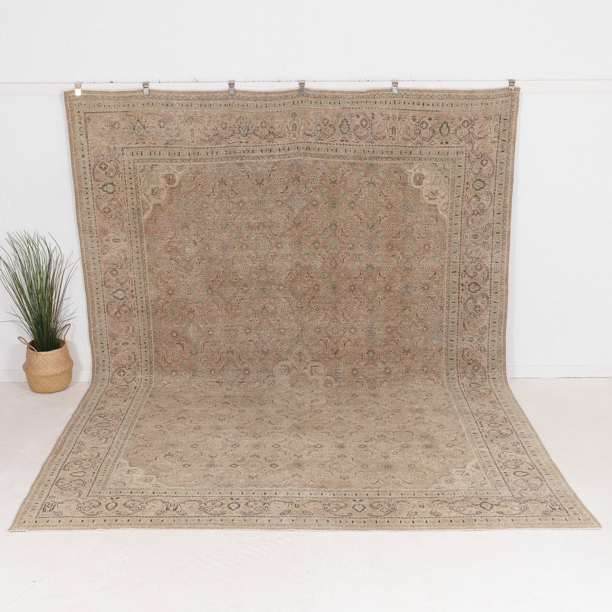 Belanara - Vintage Persian Area Rug