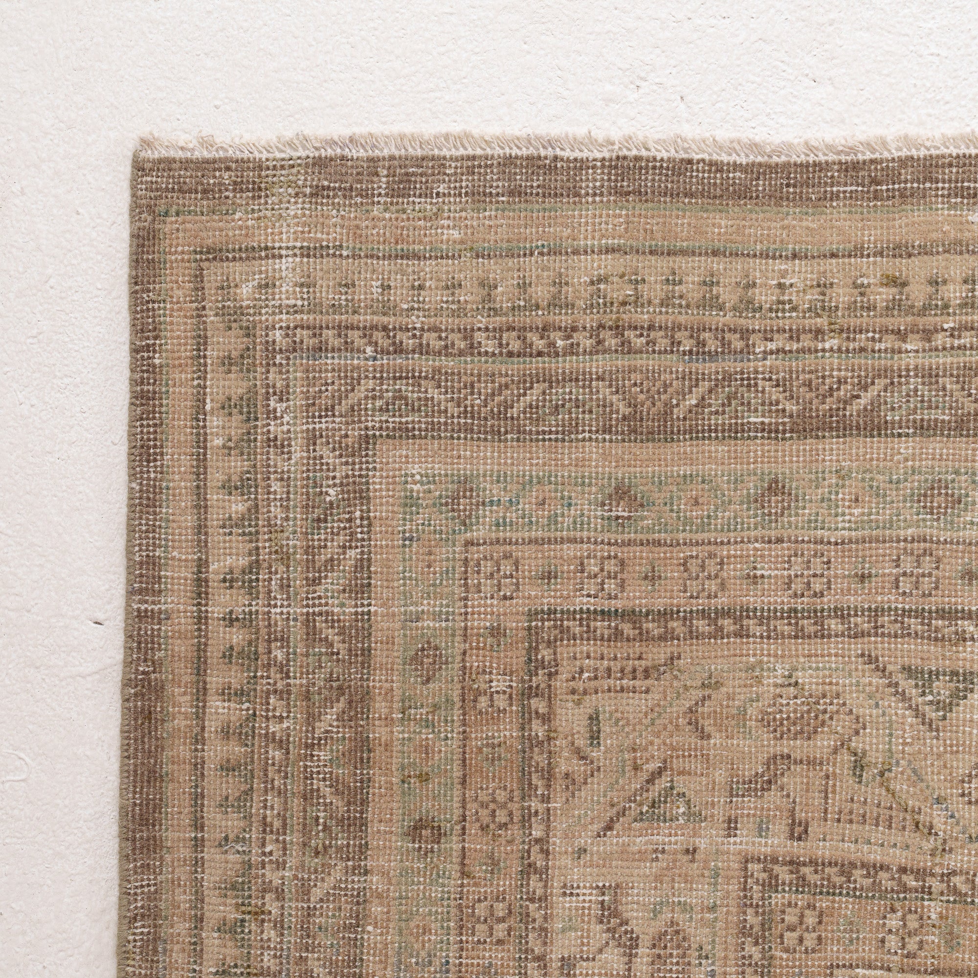 Belania - Vintage Persian Area Rug