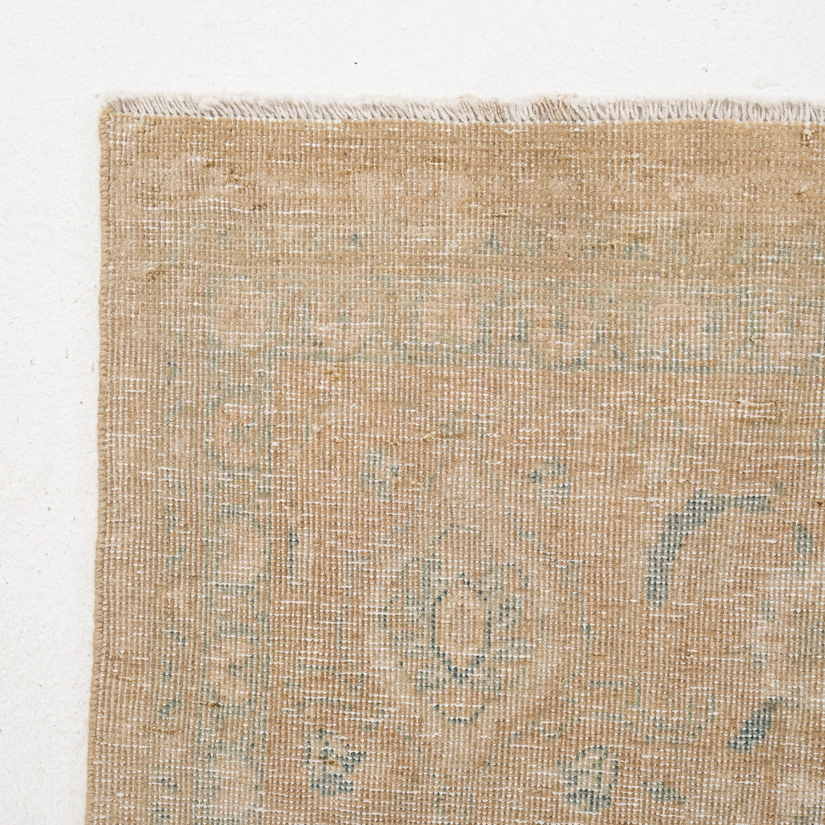 Caliryn - Vintage Persian Area Rug