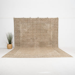 Yvaria - Vintage Persian Area Rug
