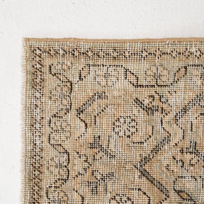 Zaerinella - Vintage Turkish Area Rug