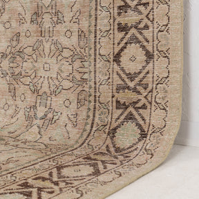 Areline - Vintage Persian Area Rug