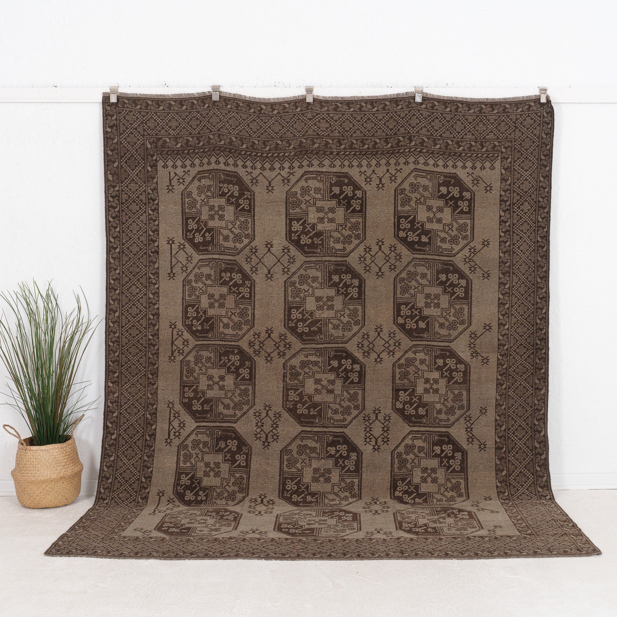 Caeliia - Vintage Persian Area Rug