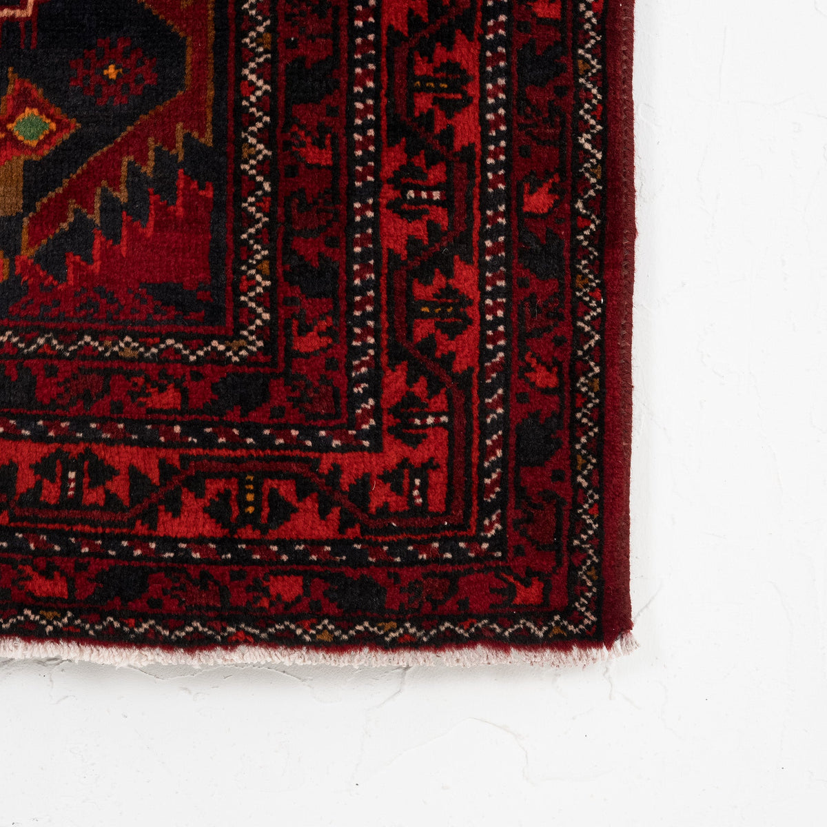 Quinlora - Vintage Persian Small Rug
