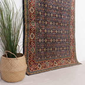 Naelisena - Vintage Persian Small Rug