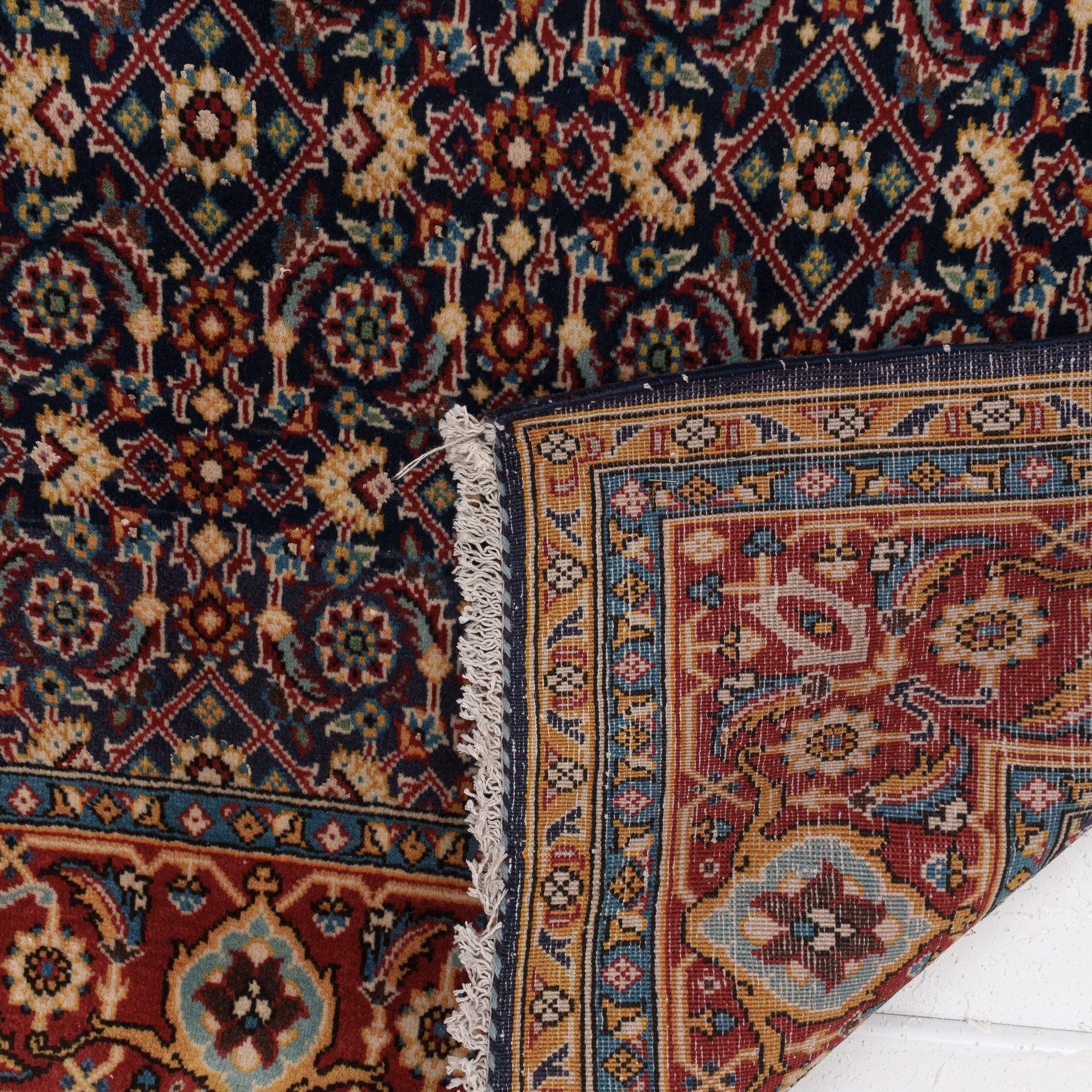 Naelisena - Vintage Persian Small Rug