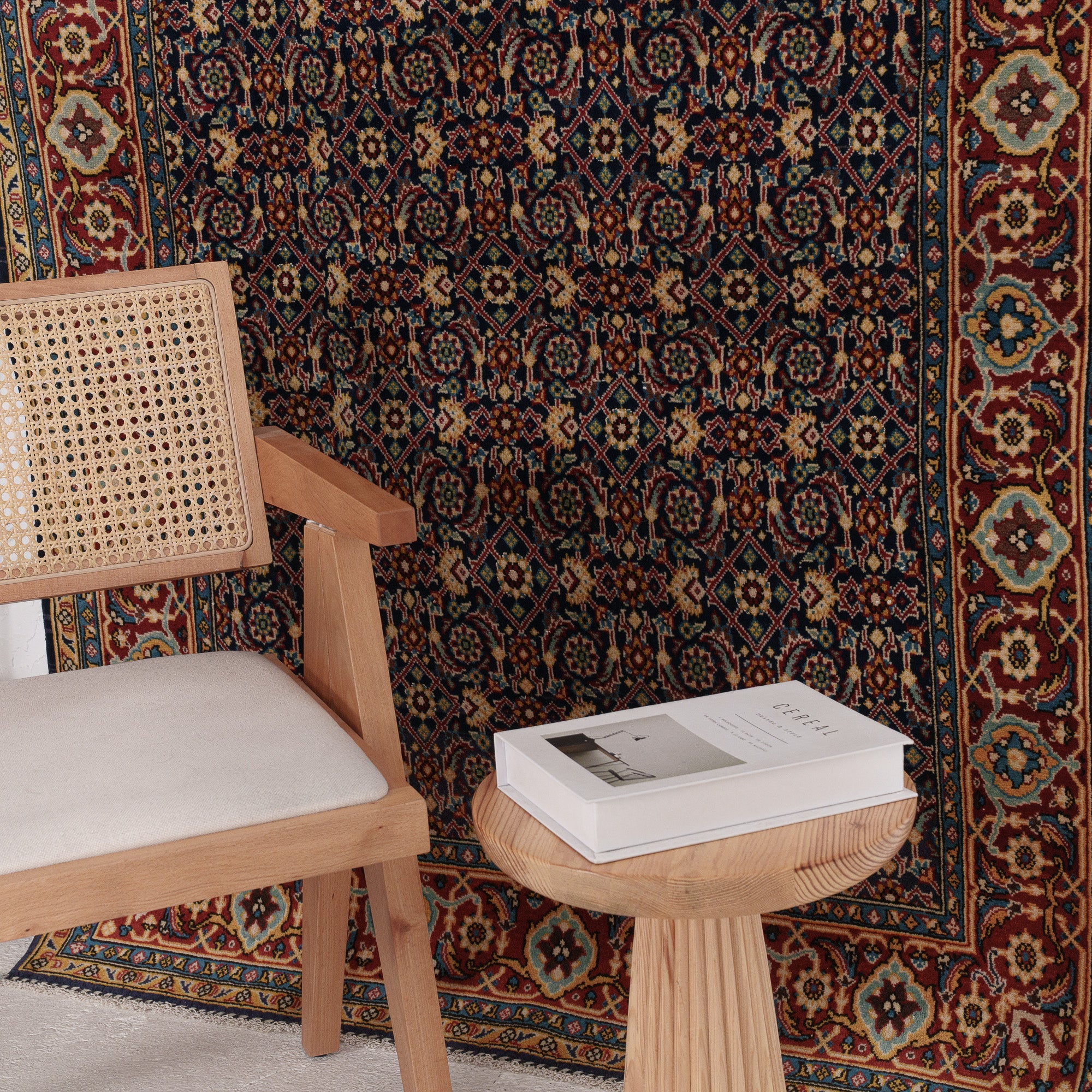 Naelisena - Vintage Persian Small Rug