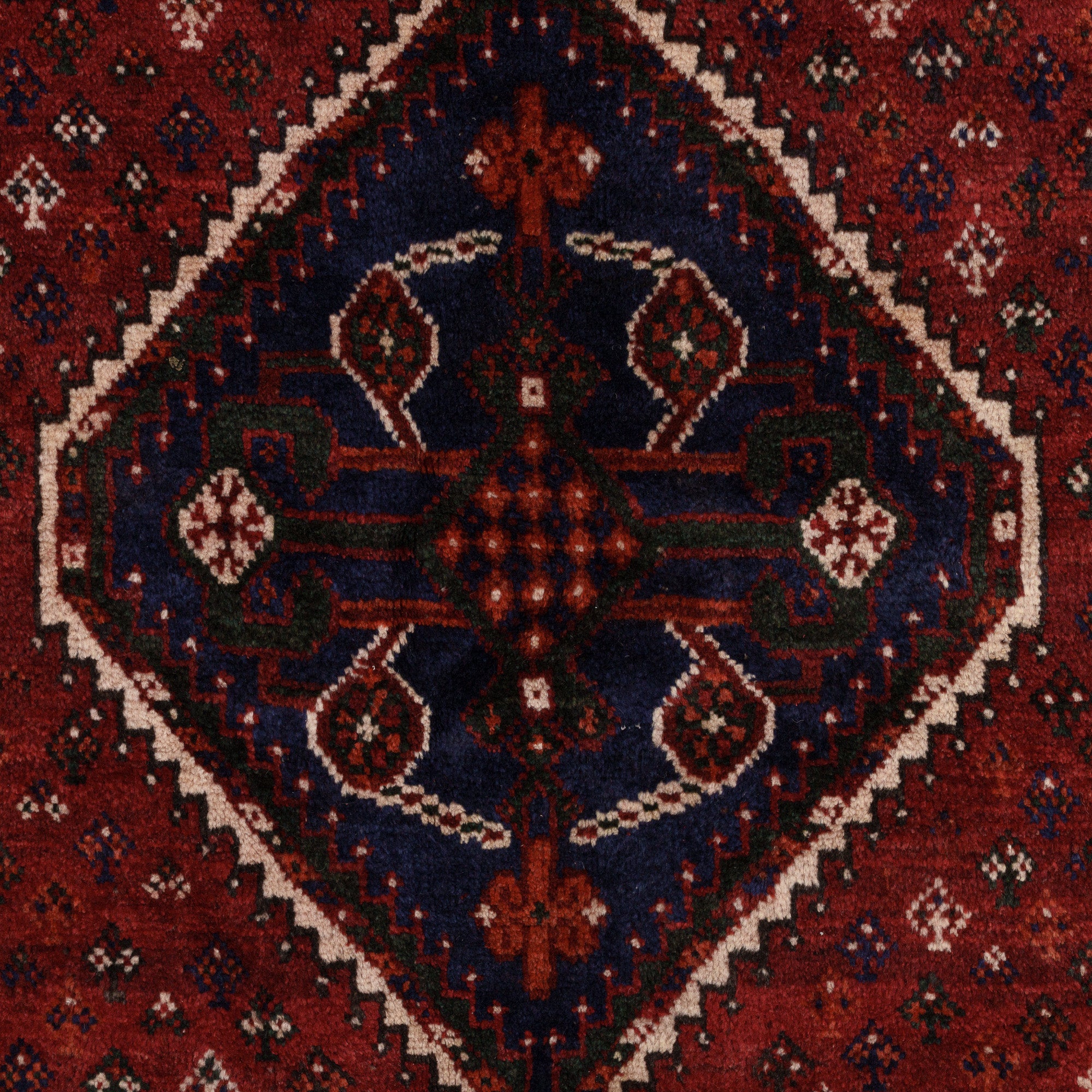 Laerisine - Vintage Persian Small Rug