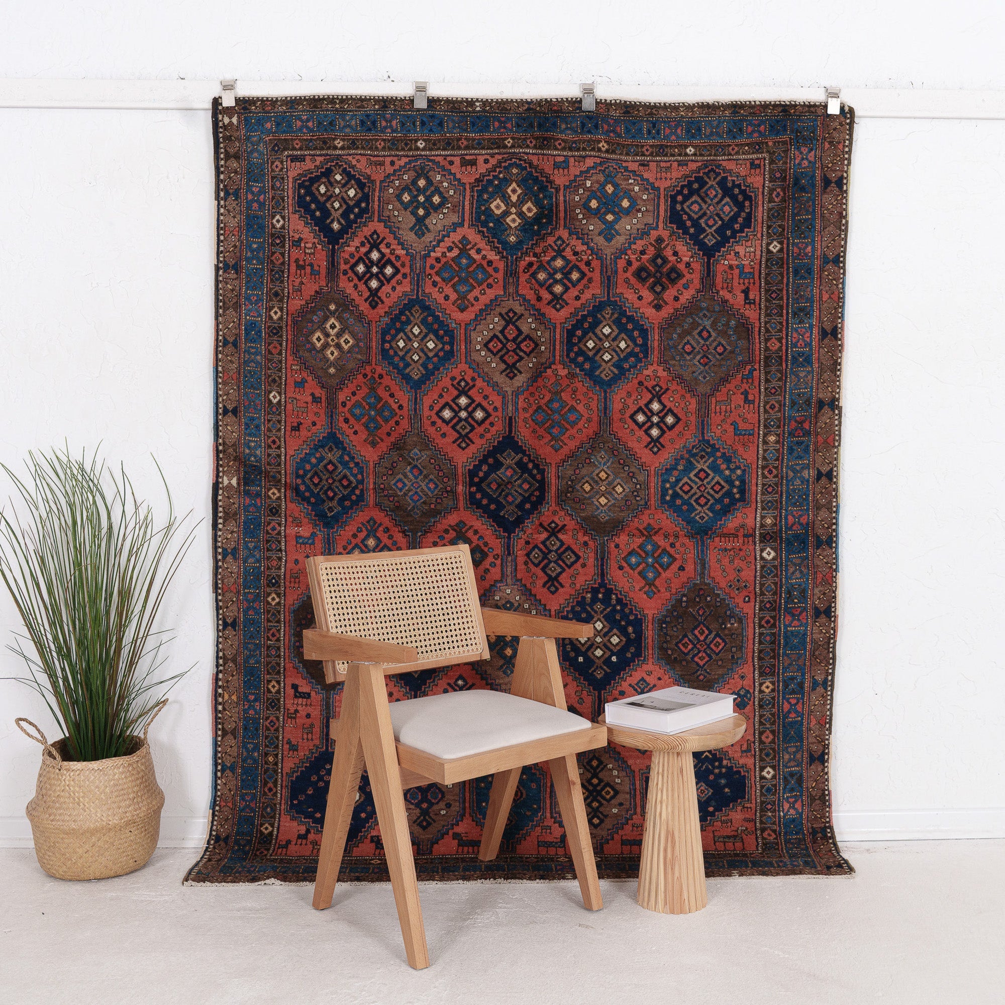 Laerisara - Vintage Persian Small Rug