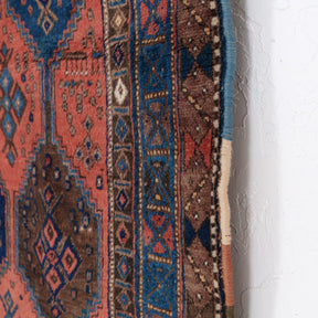 Laerisara - Vintage Persian Small Rug