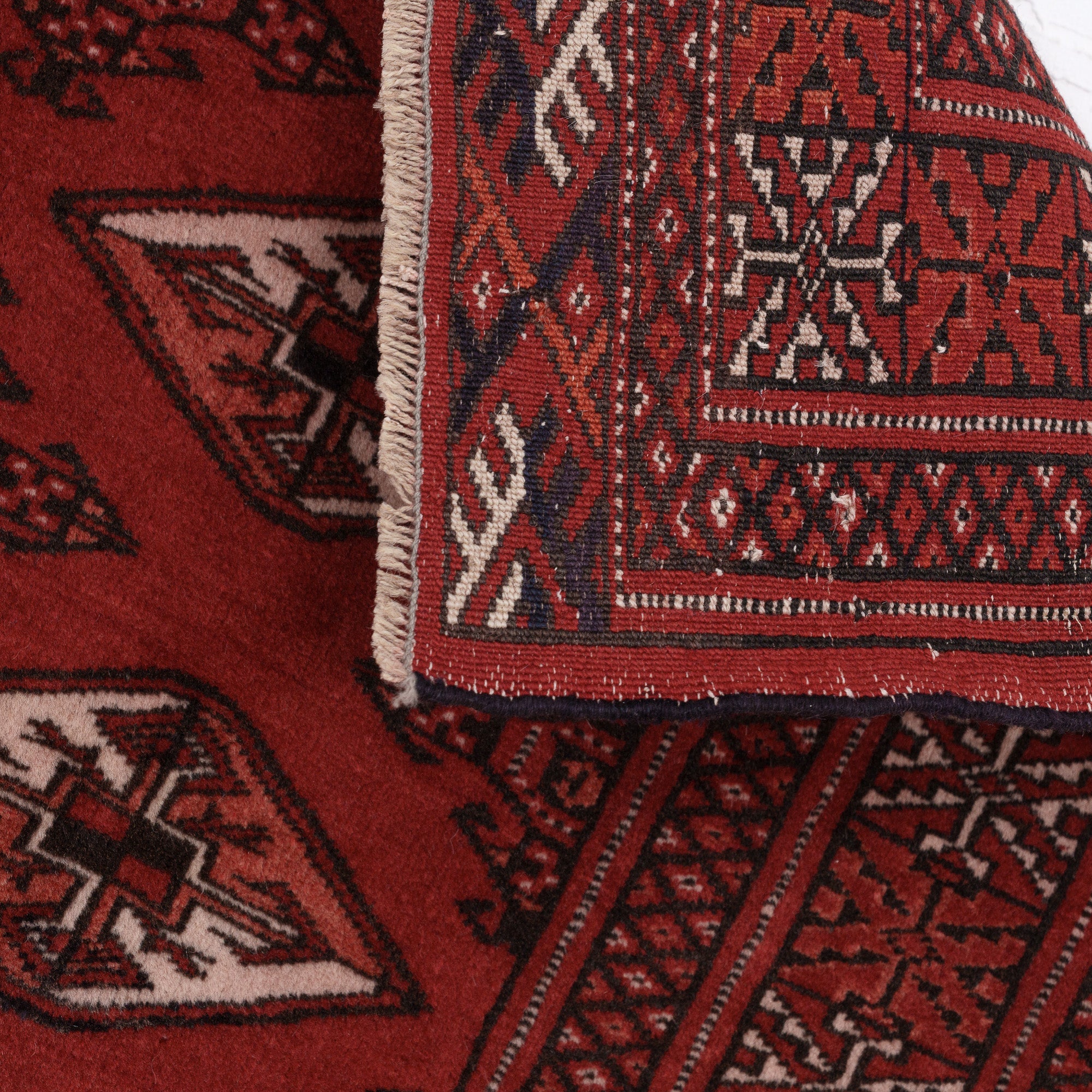 Laerisin - Vintage Persian Small Rug