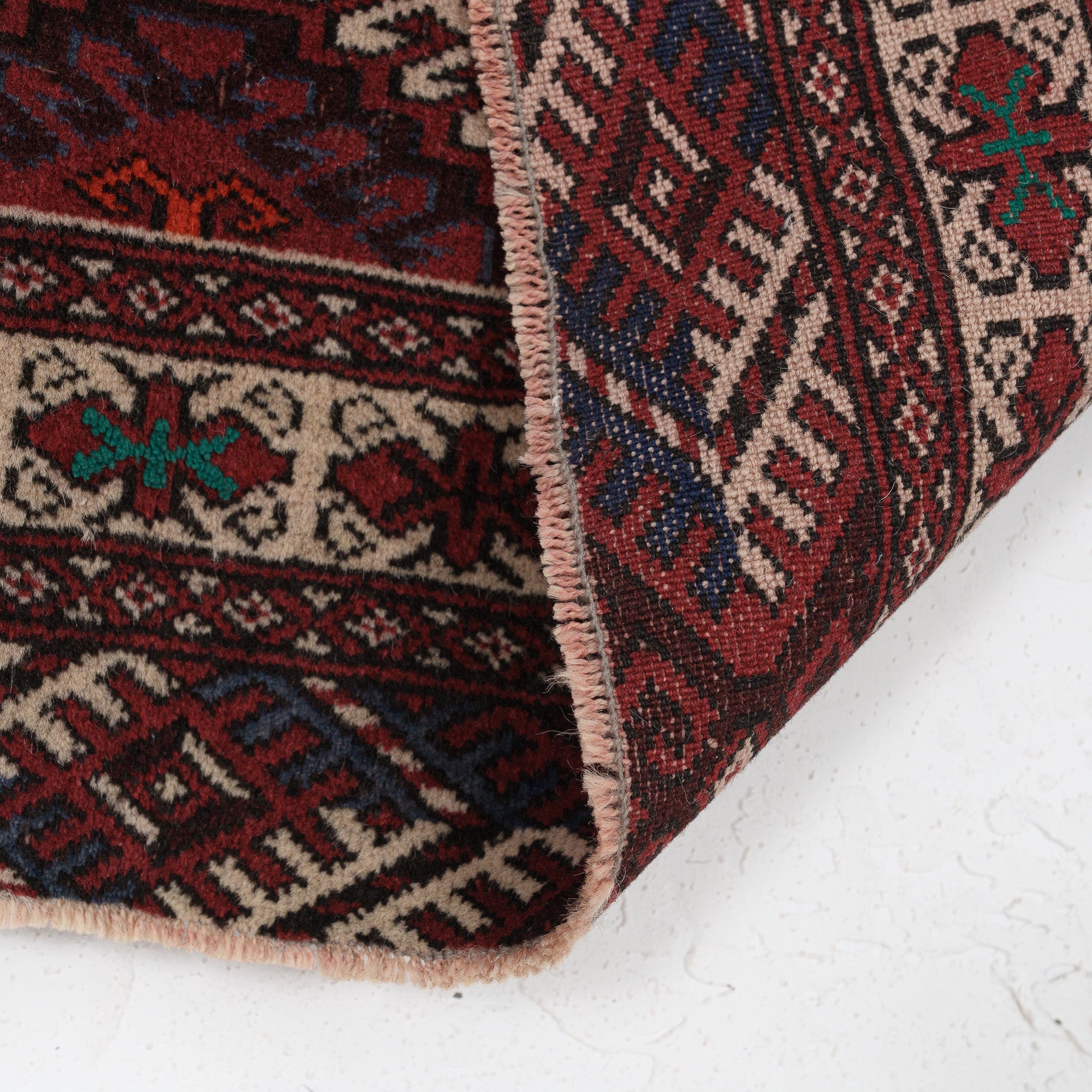 Paerisena - Vintage Persian Small Rug